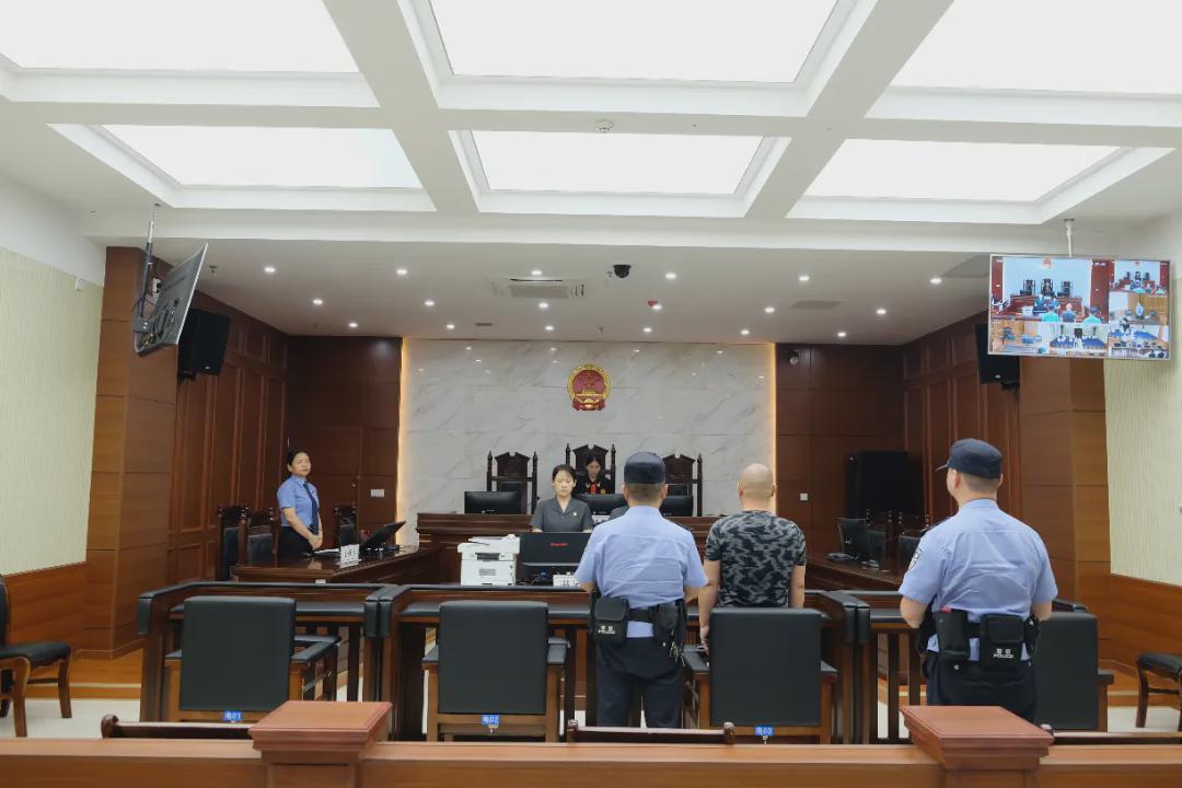 最新法院判决与友情的交织故事，法律与人情的温暖篇章